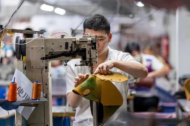 箱包工厂：订单旺时更要谨慎